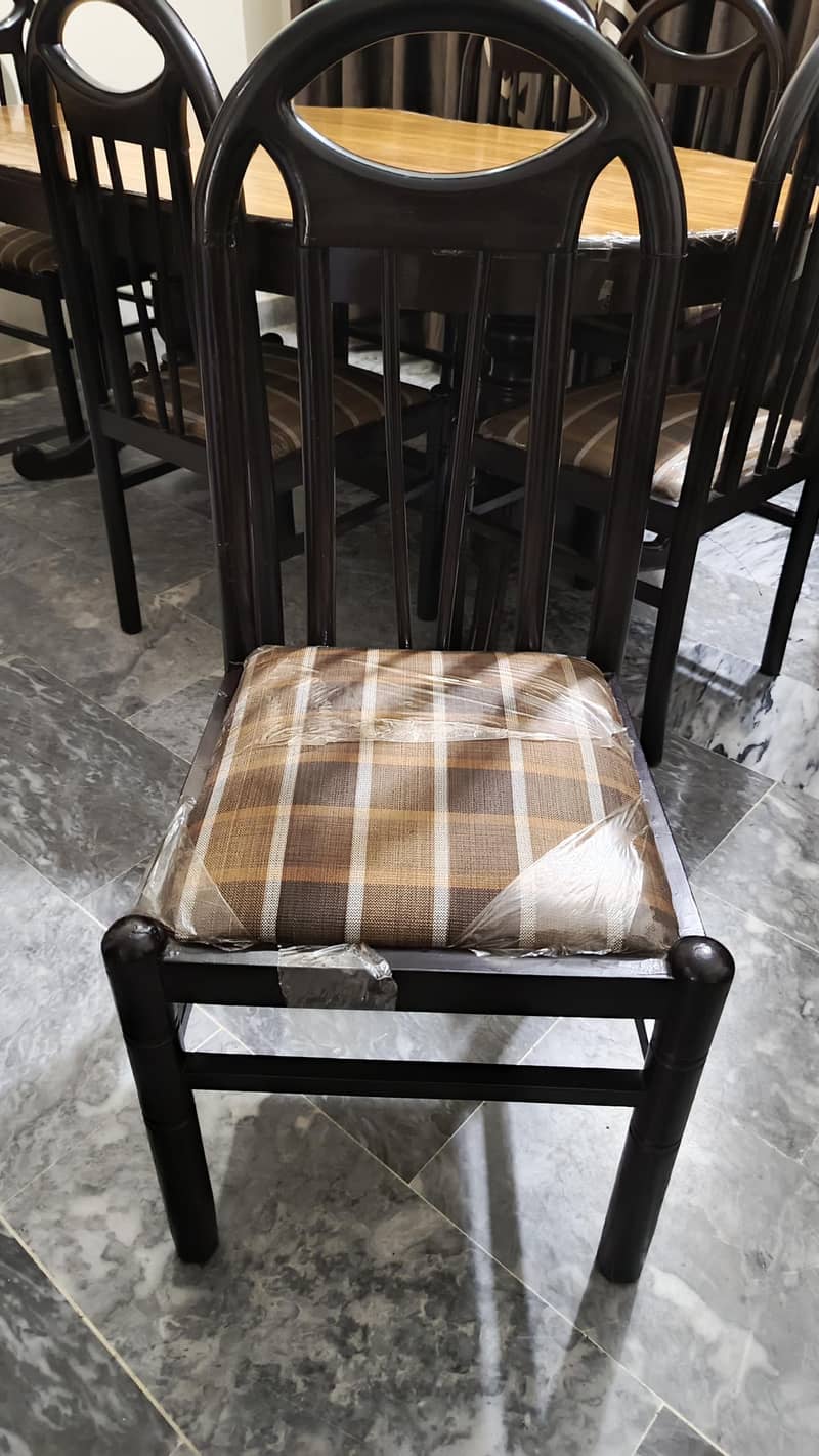 Dining table set 4