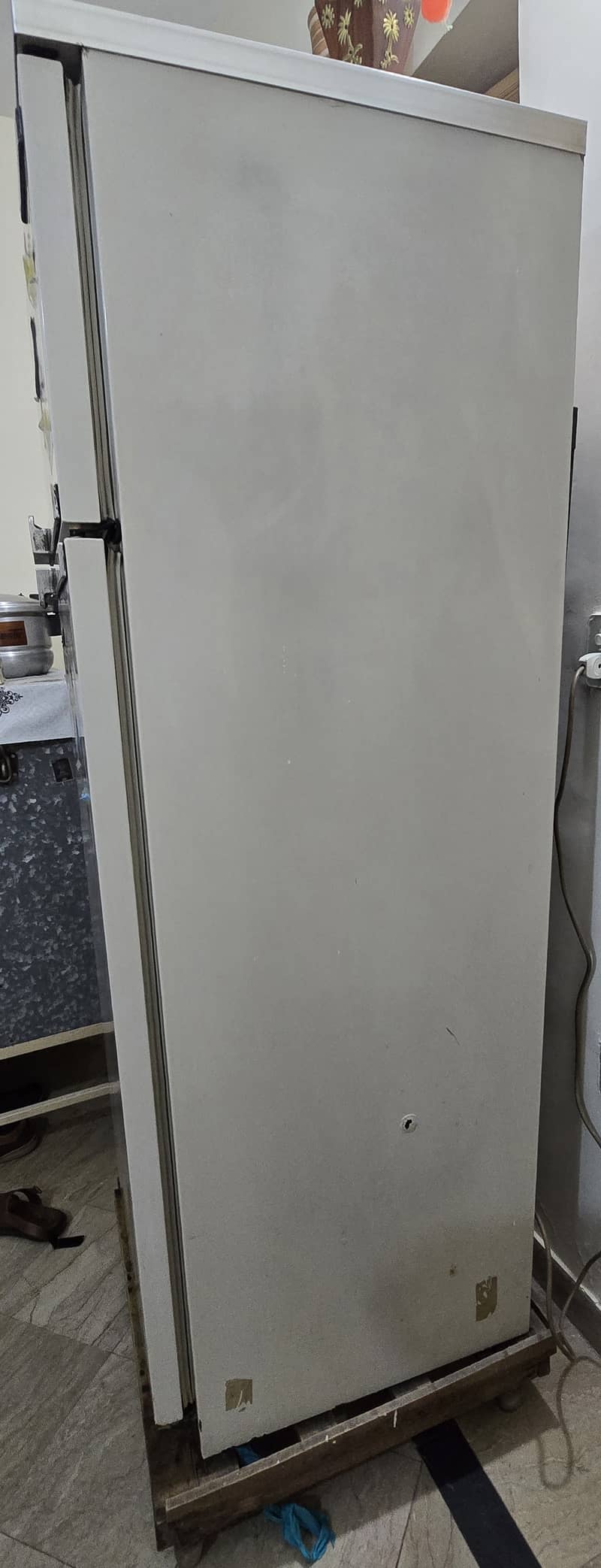 Refrigerator 1