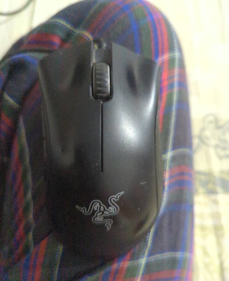 Razer DeathAdder gaming mouse 0