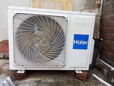 ac TOTEL ORIGINAL GASS TK ORIGINAL HAI  no open no repair 1. . 5 ton