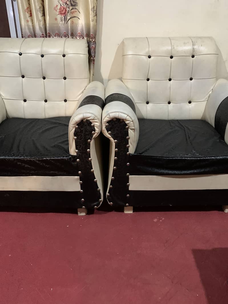 5 Seater Sofa Set 0