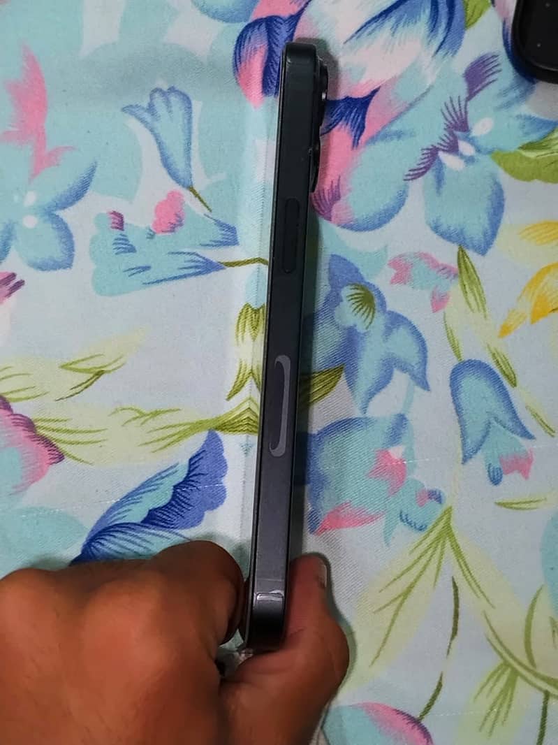 Apple iPhone 14 1