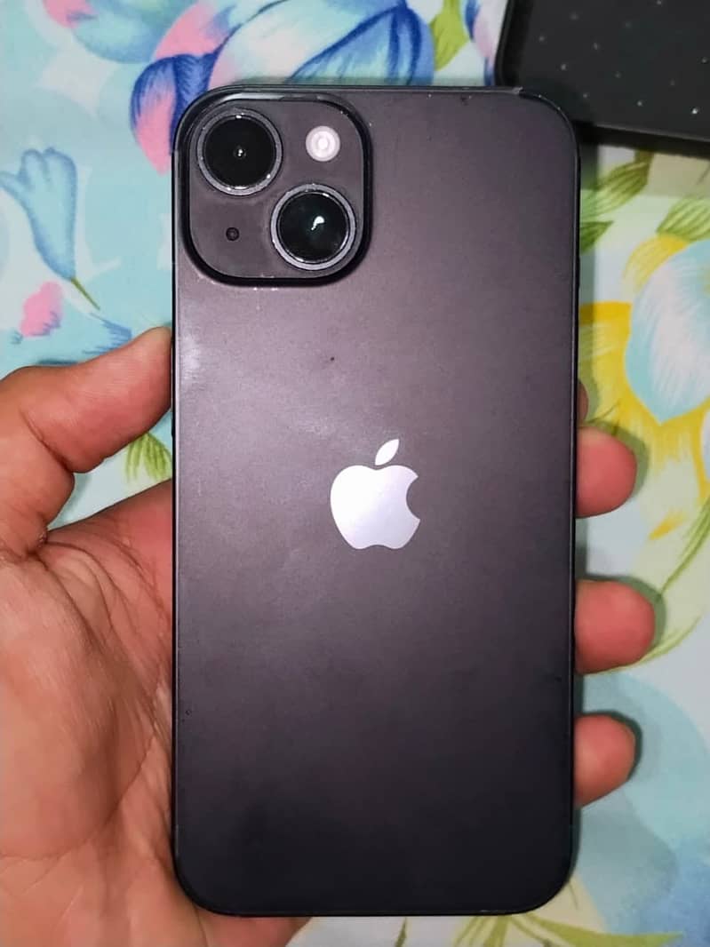 Apple iPhone 14 4