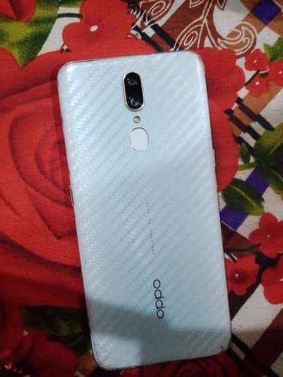 OPPO F11