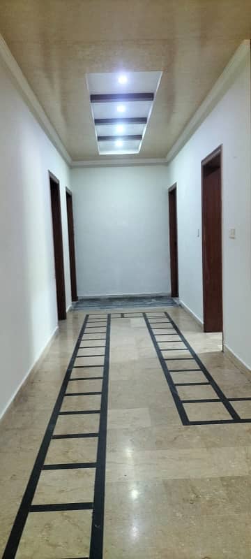 1 Kanal Upper Portion Available For Rent Good Location All Facilities Available