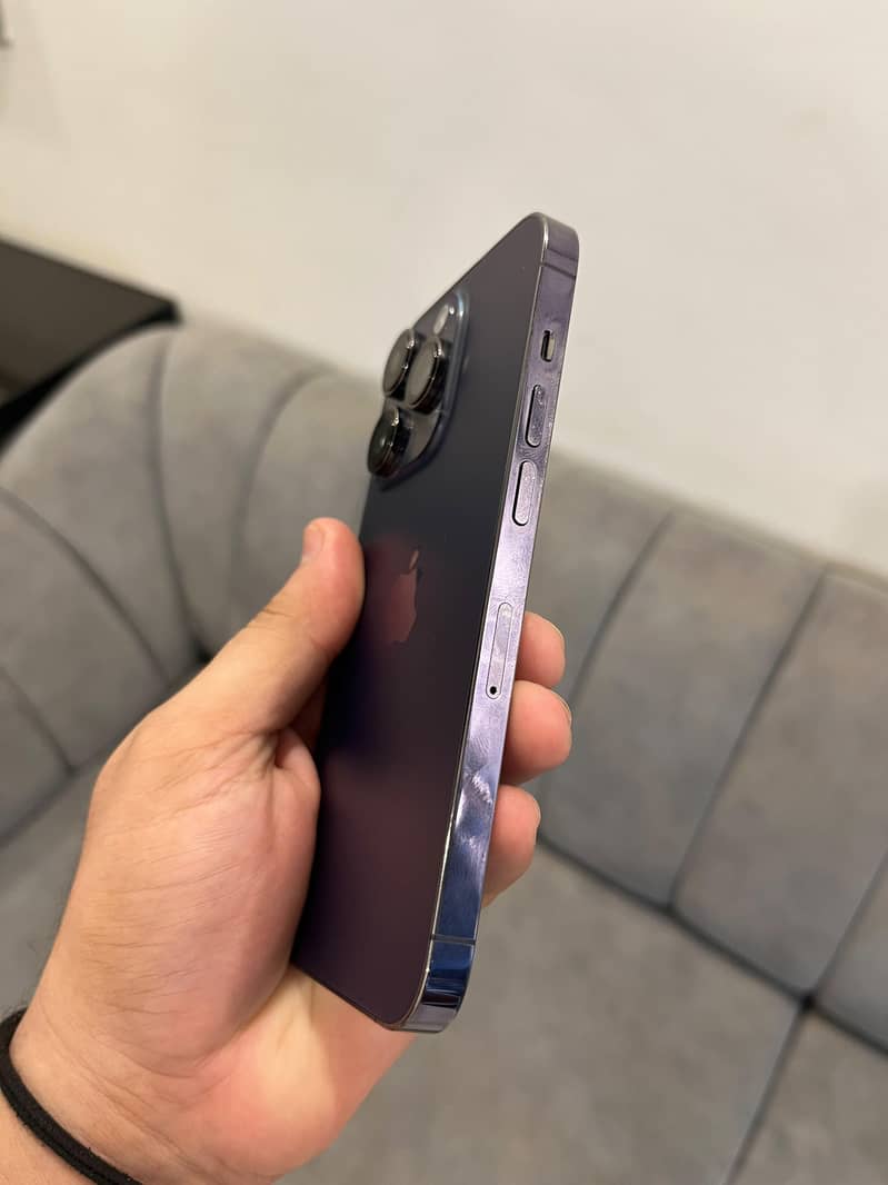 Apple iPhone 14 Pro 2