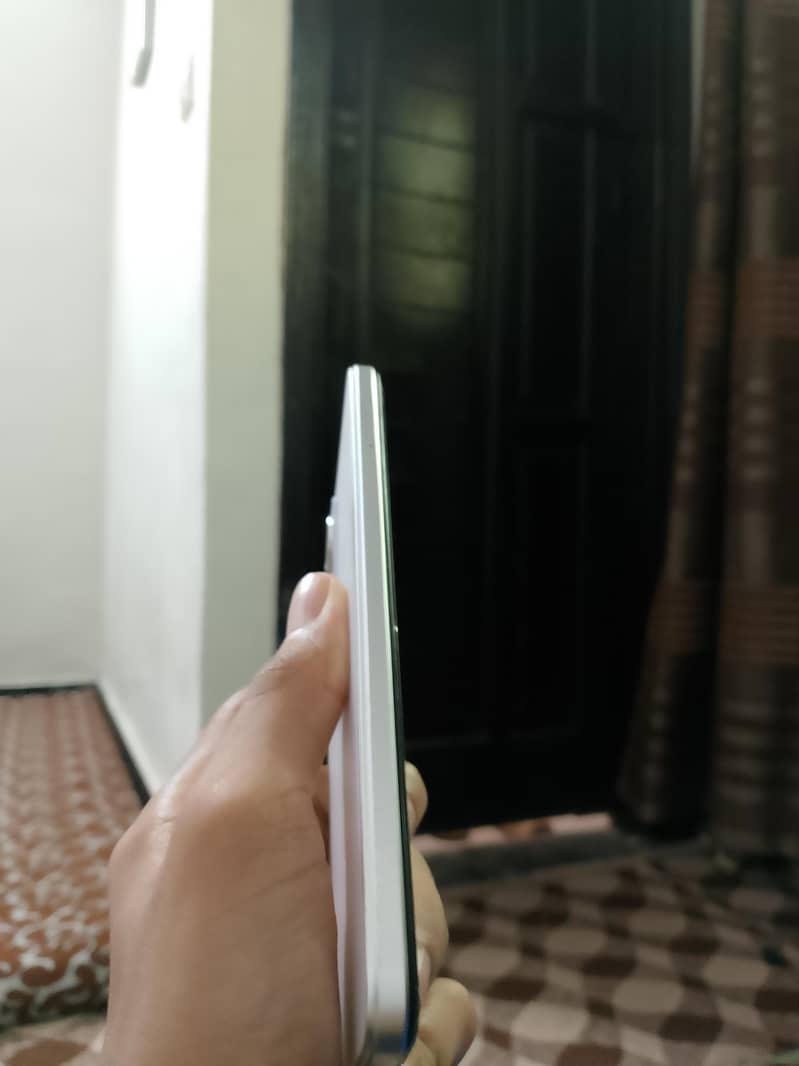 Infinix Note 11 4