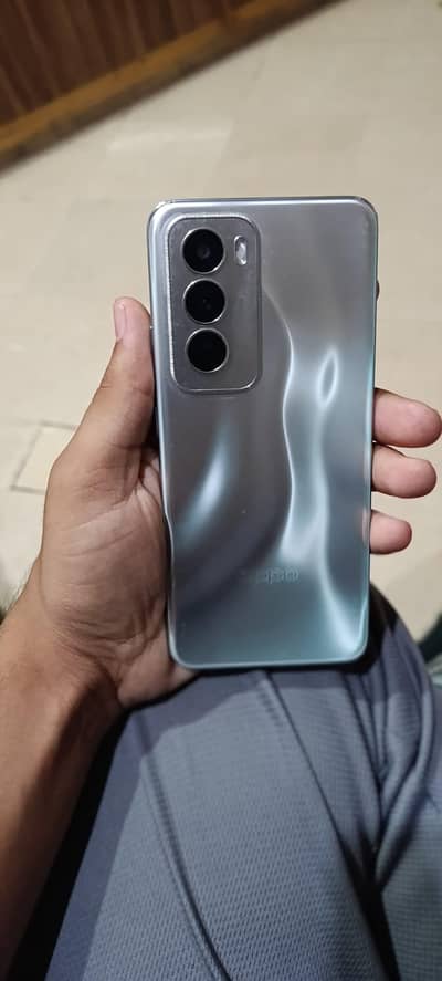 OPPO Reno 12 5g