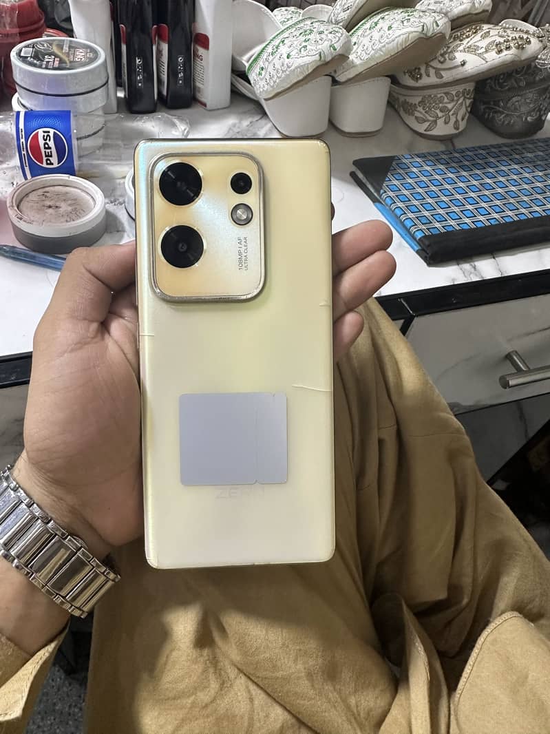 Infinix Zero 30 4