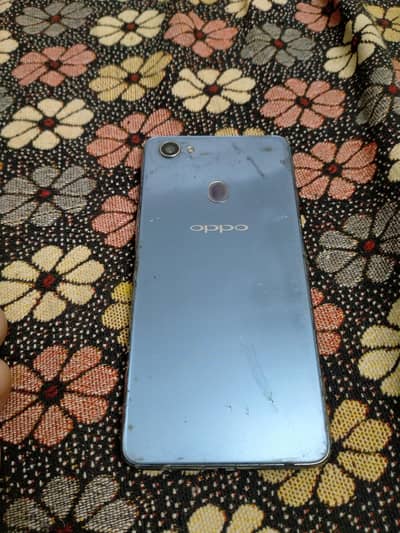 OPPO F7