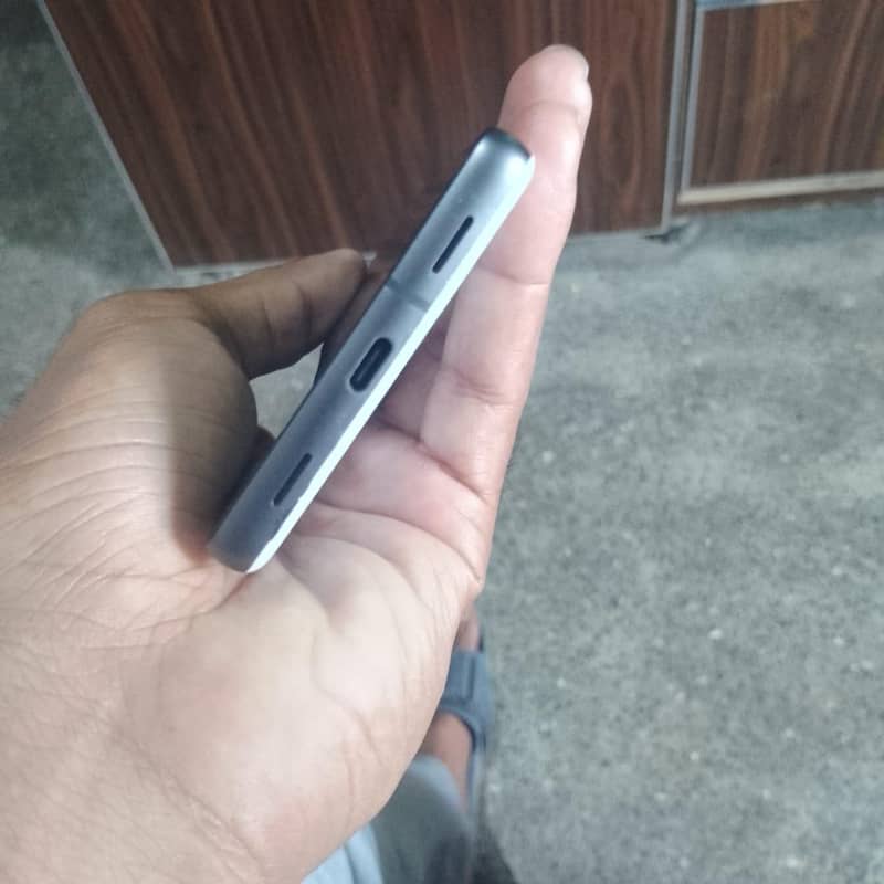Google Pixel 7a 4