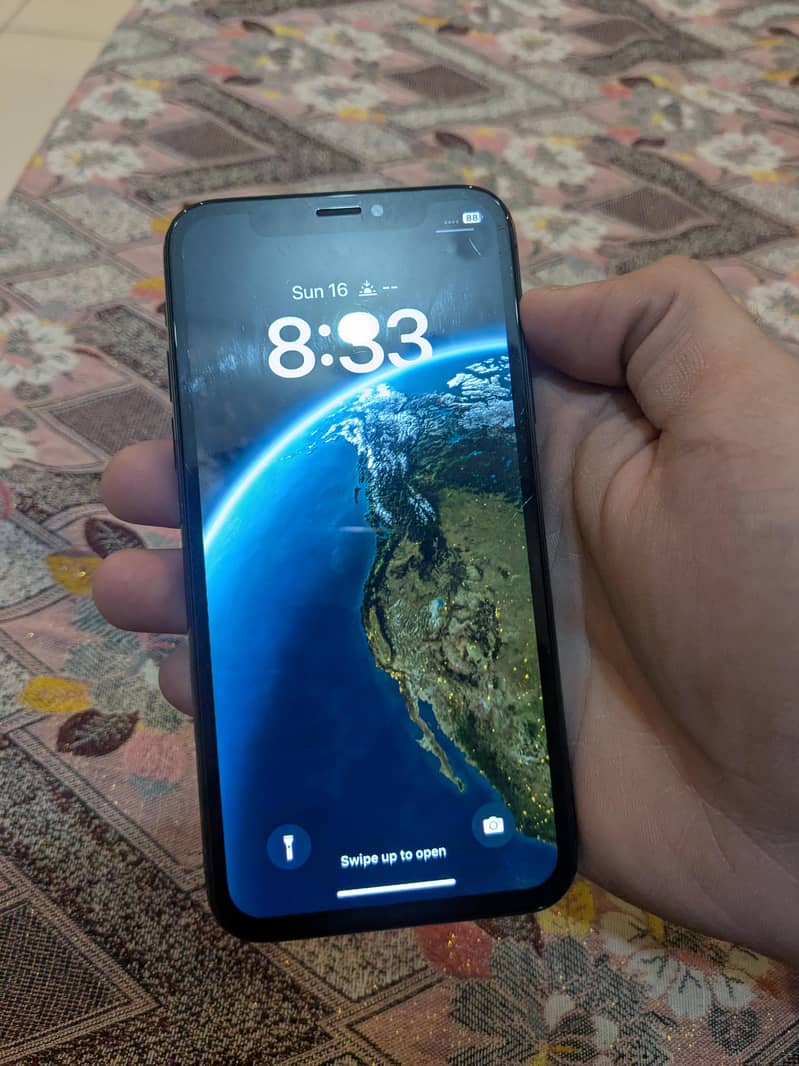 Apple iPhone X 0