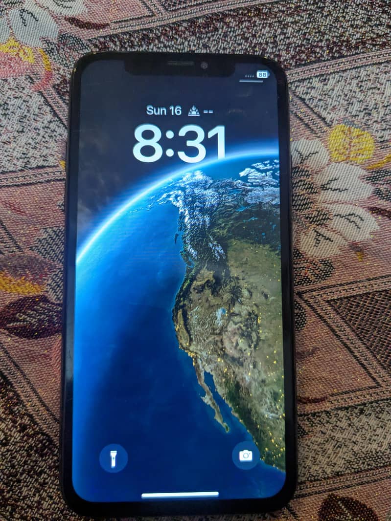 Apple iPhone X 5