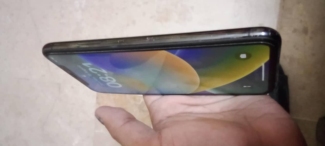 Apple iPhone X 5