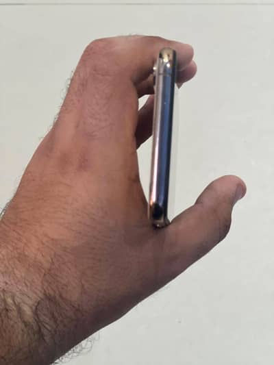 Apple iPhone XS Max factory unlock exchange possible