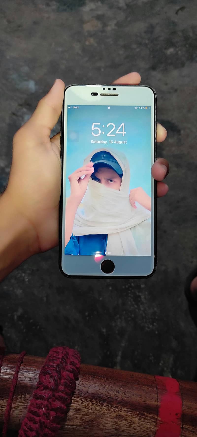 Apple iPhone 7 Plus 0