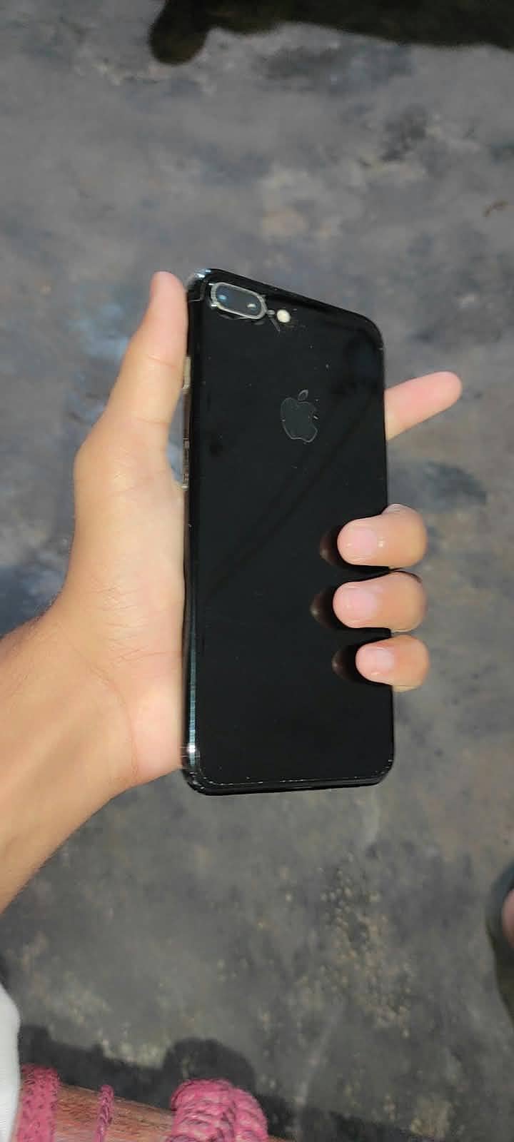 Apple iPhone 7 Plus 1