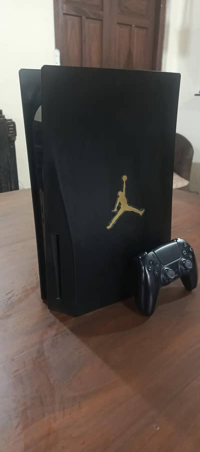 PS5 Fat - 825 GB -  Disc Edition - Box - Controller - 10/10 Condition