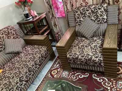 Used sofa in good condition sofa wood quality is so good