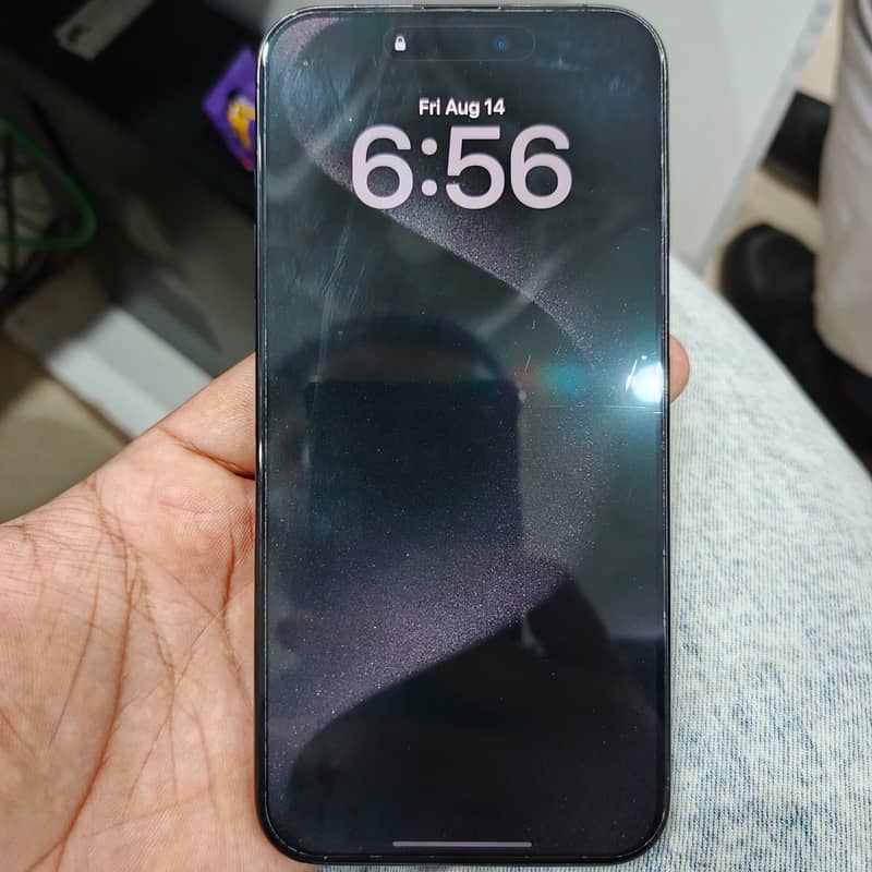 Apple iPhone 15 Pro Max 0