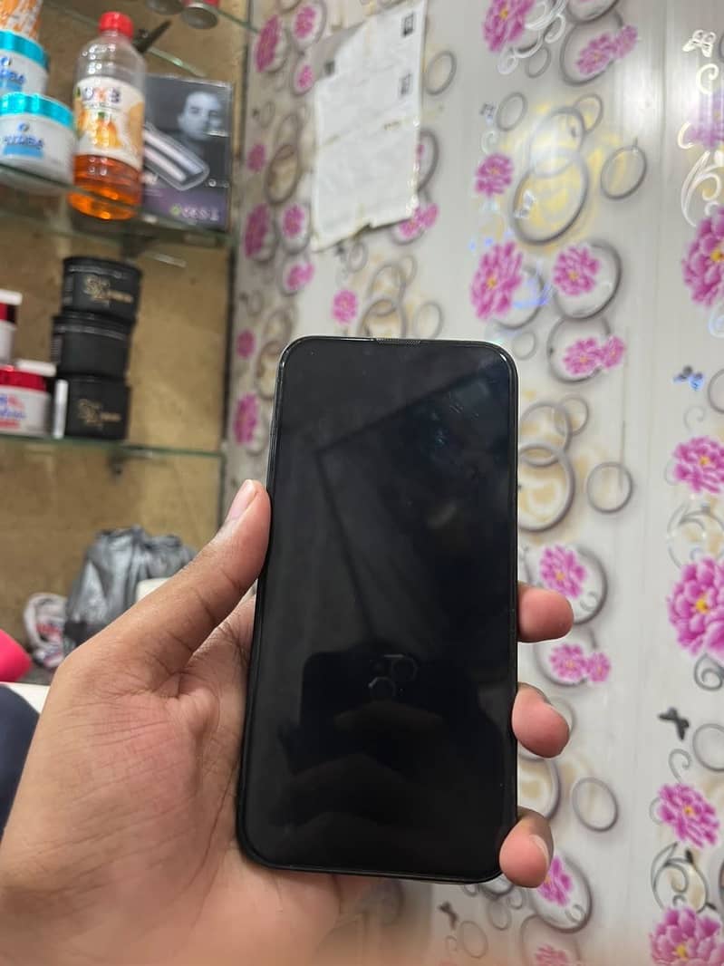 Apple iPhone 14 plus 3