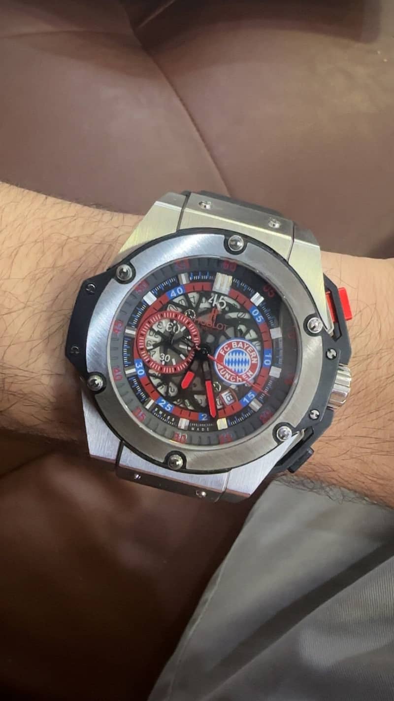 High quality watch 0