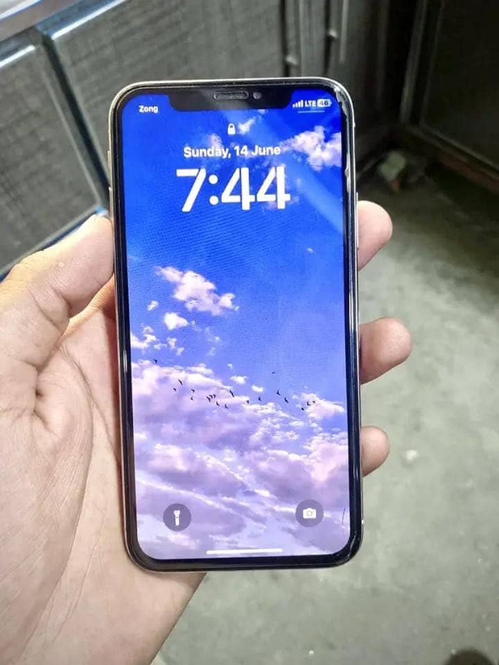 Apple iPhone X 1