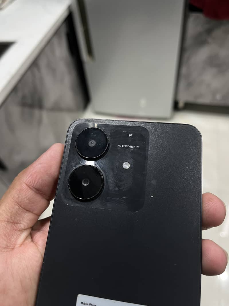 Realme Note 60x 4