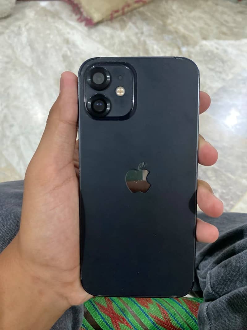 Apple iPhone 12 2