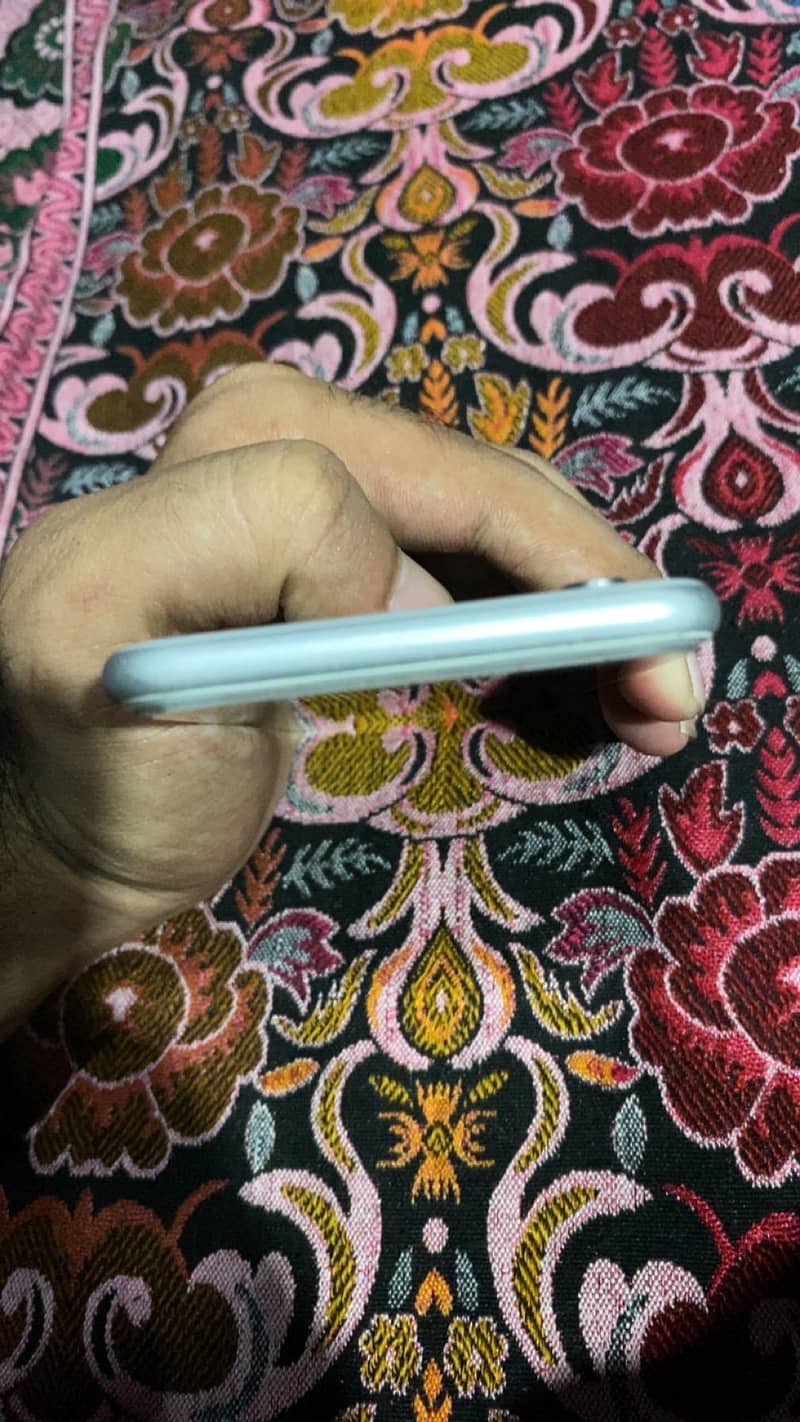 Apple iPhone 6 2