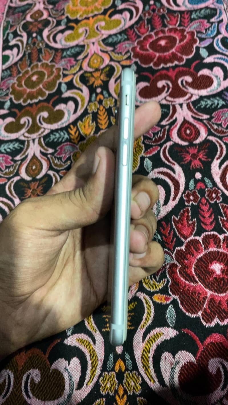 Apple iPhone 6 4
