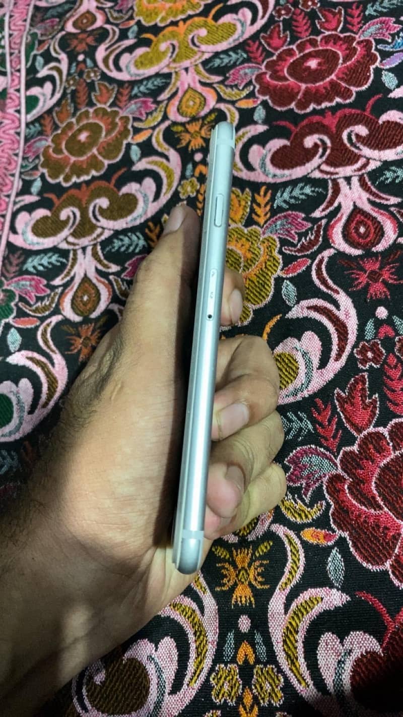 Apple iPhone 6 5