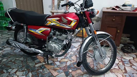 selling my honda CG125