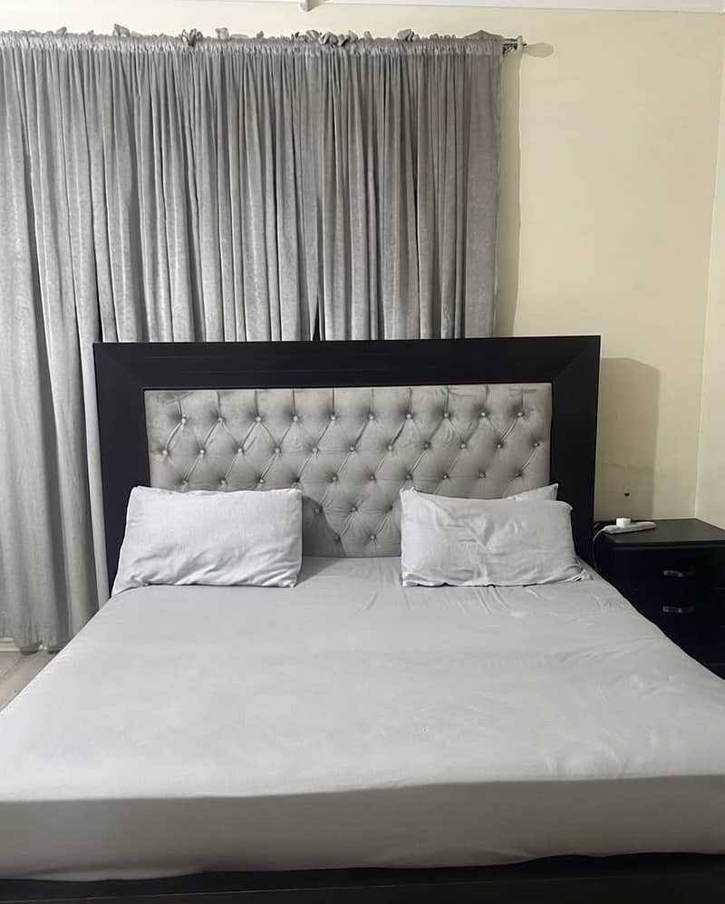 King size bed set 1