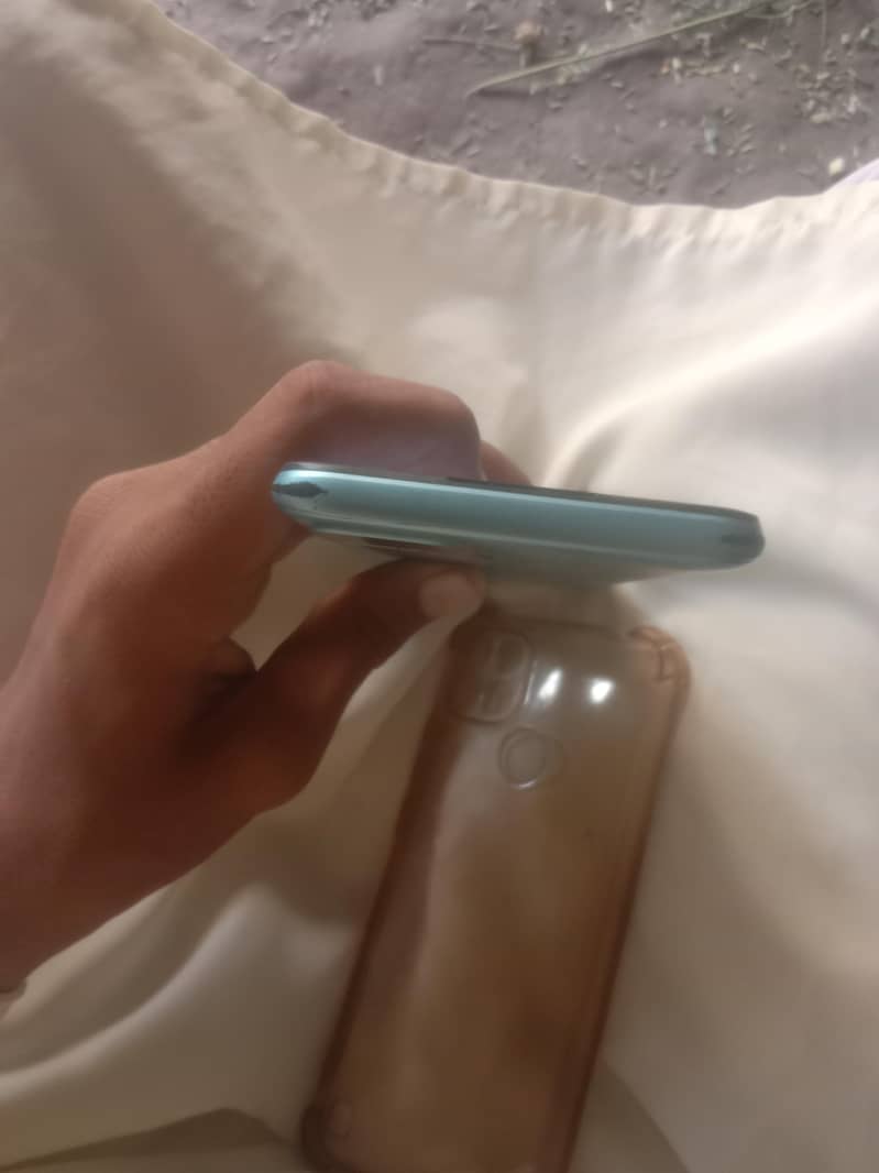 Realme C53 3