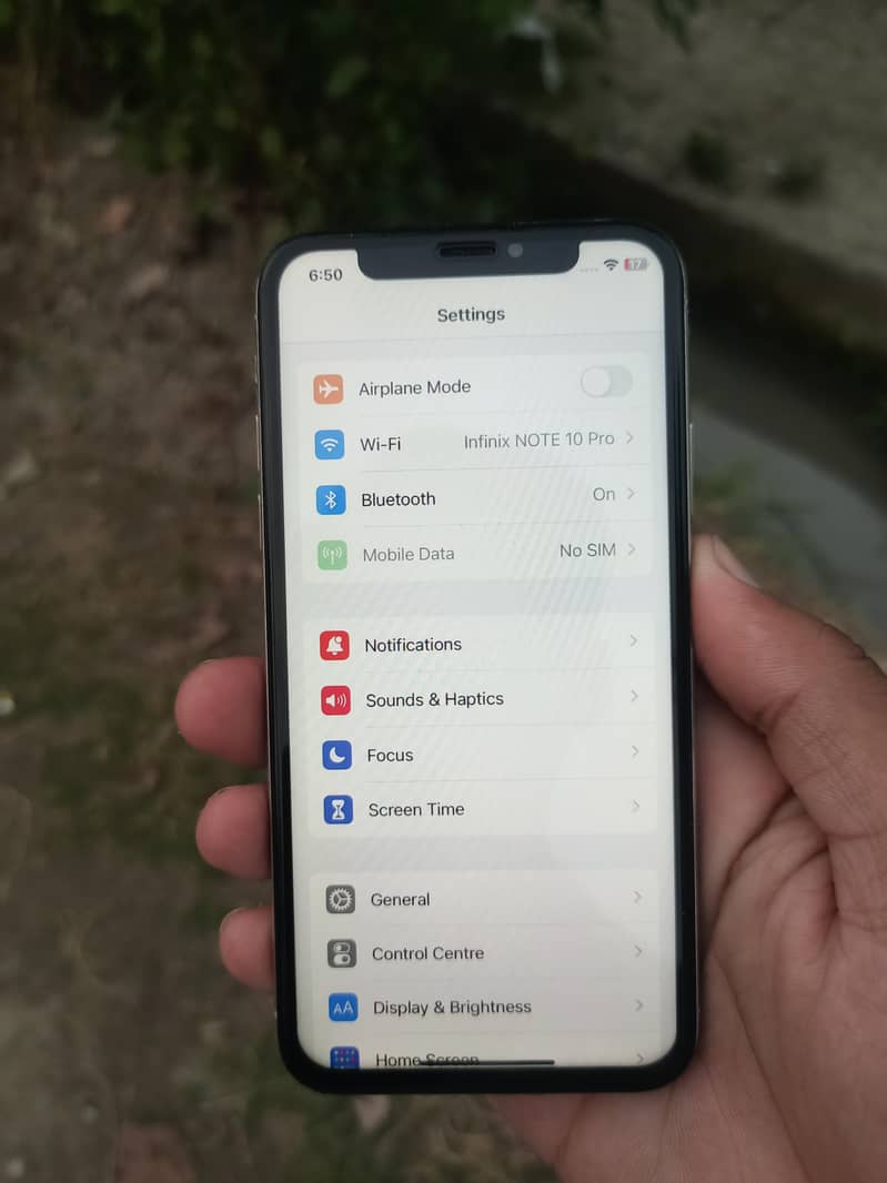 Apple iPhone X 3