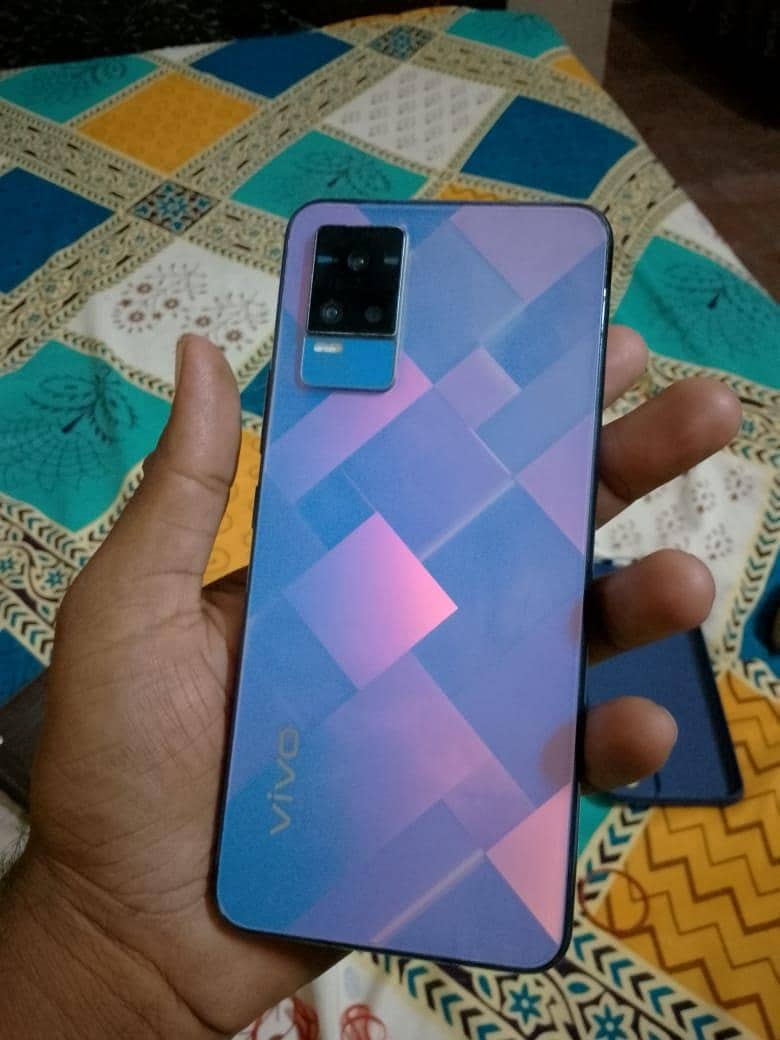 Vivo V21e 0