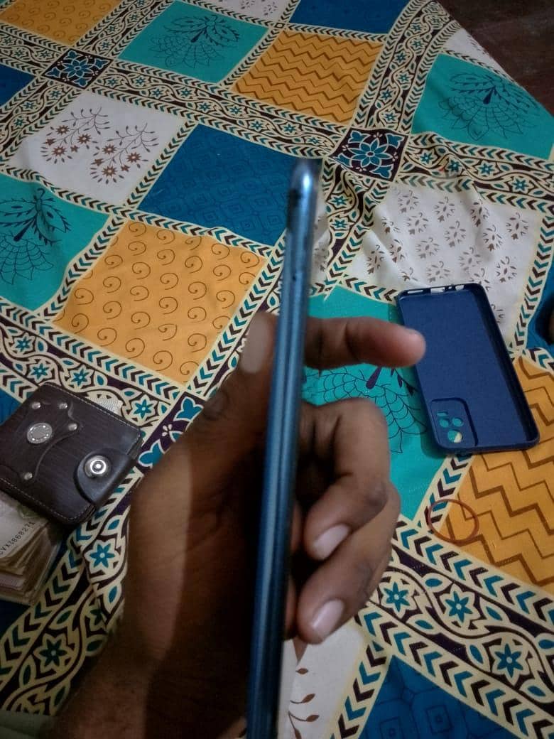 Vivo V21e 3