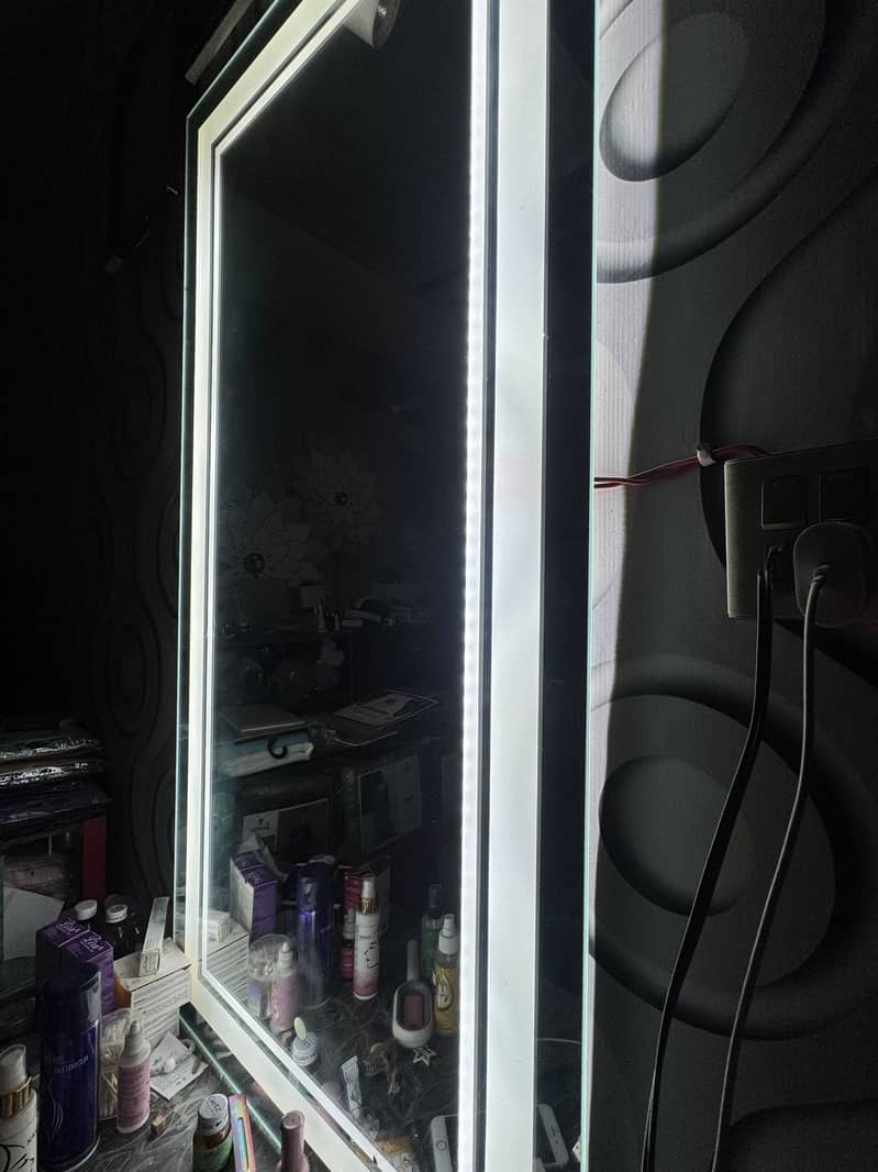 Mirror 2