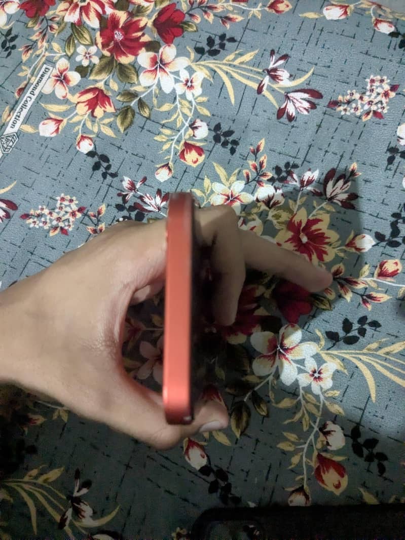 Apple iPhone 12 5