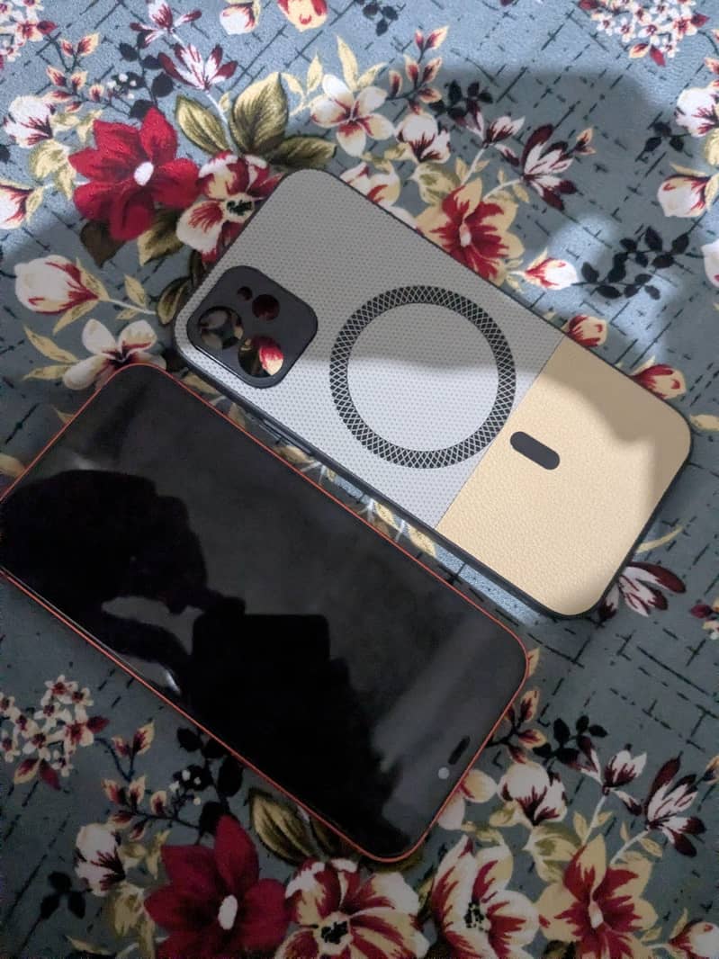 Apple iPhone 12 7