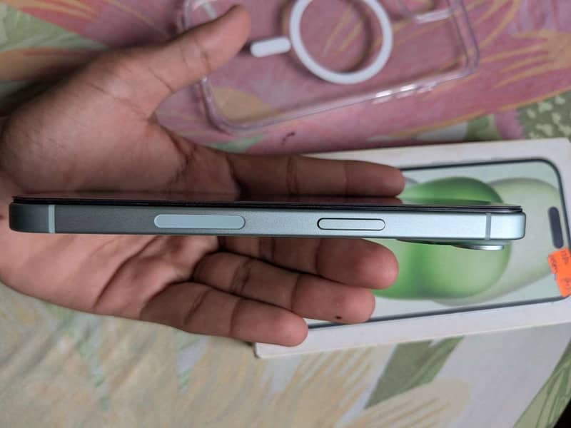 Iphone 15 2