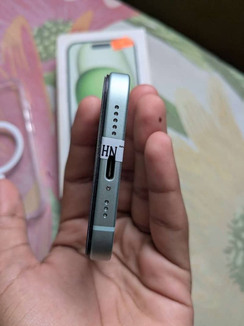 Iphone 15 4