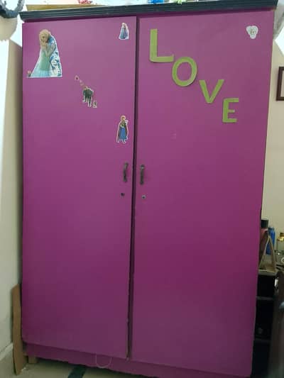 2 door  big size Almaari