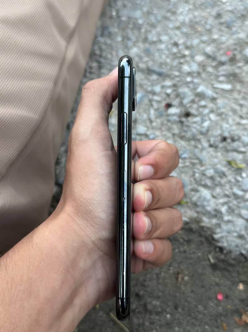 iPhone 9