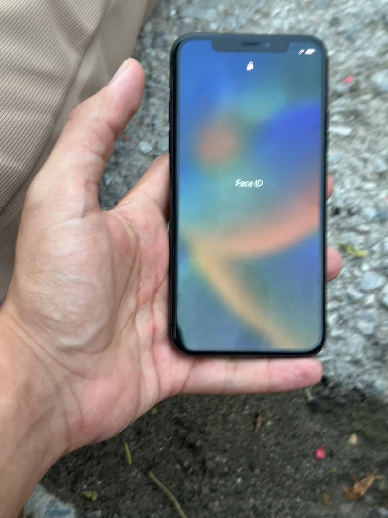 iPhone 24
