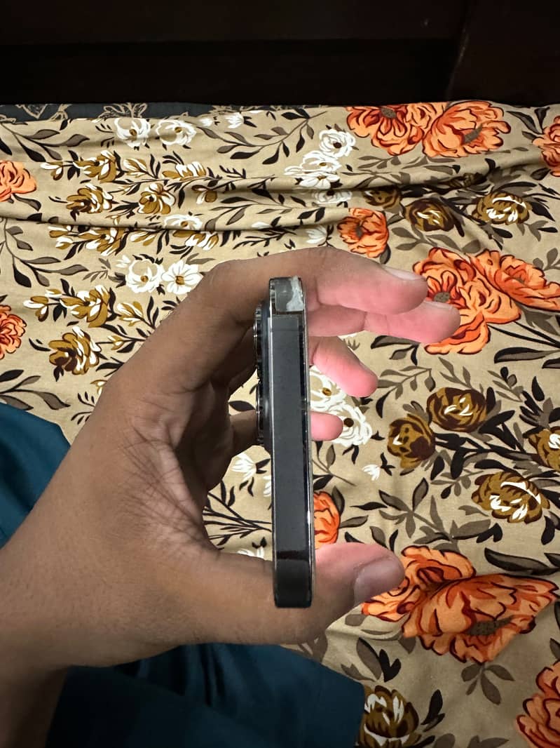 Apple iPhone 13 Pro 7