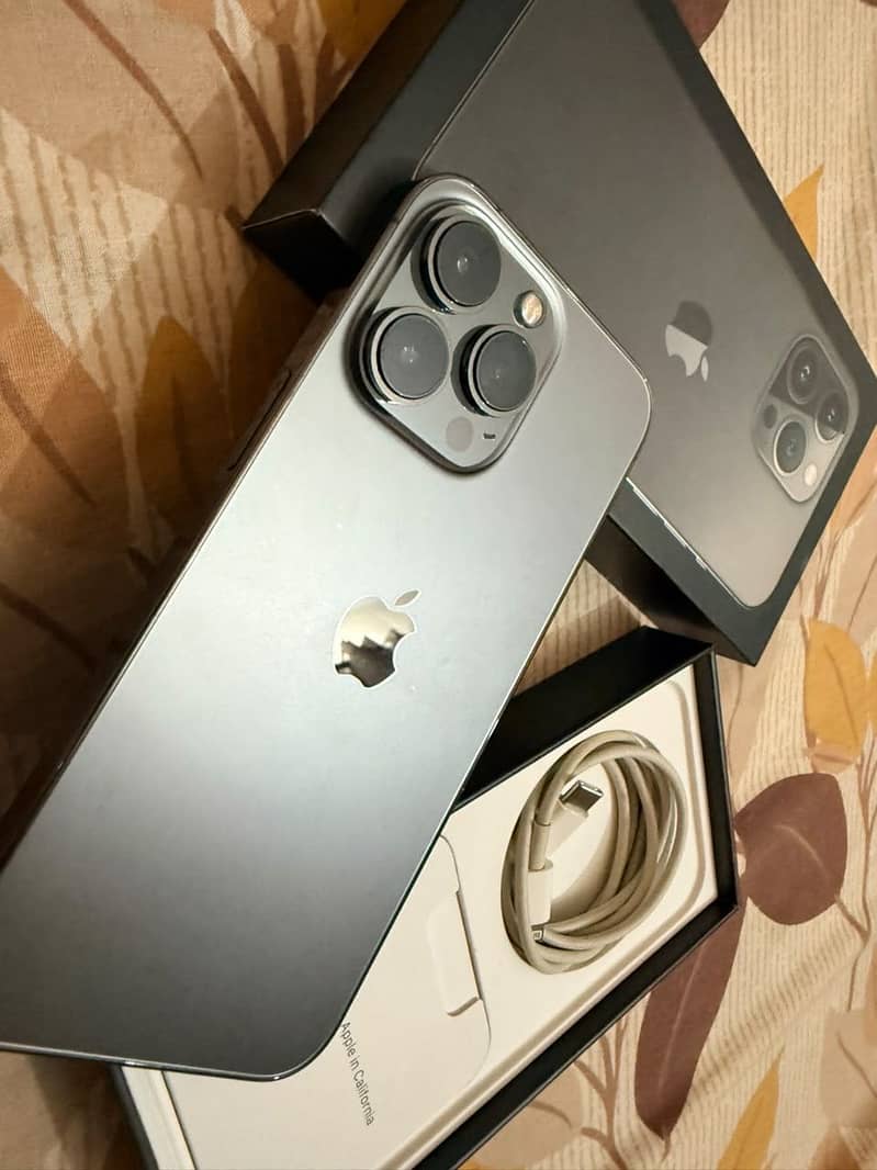 Apple iPhone 13 Pro 8