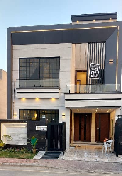 5 Marla House For Rent In Rafi Block Ideal Location