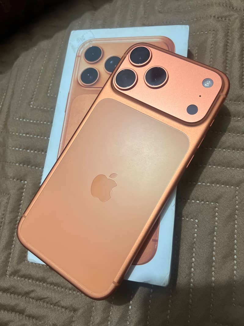 Apple iPhone 17 Pro Max 0
